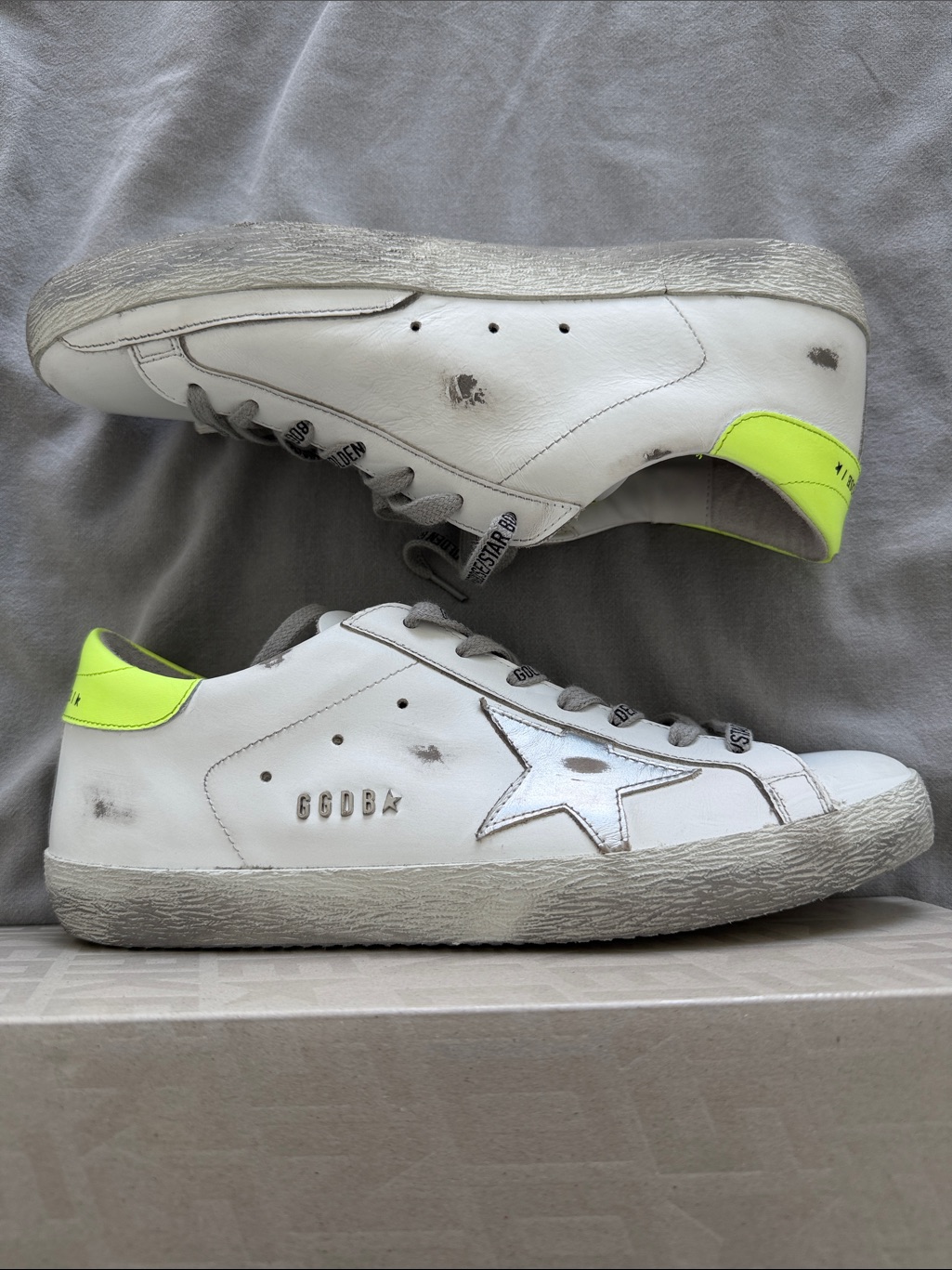 Golden Goose Superstar Men's White Leather Sneakers With Neon Yellow Heel Tab